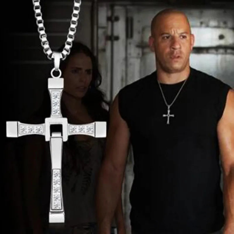 Megin D Fast and Furious 6 7 8 Hard Gas Actor Hip Hop Dominic Toretto Cross Pendant Necklace for Men Friend Gift Fashion Jewelry