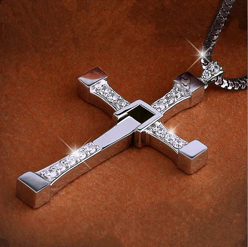 Megin D Fast and Furious 6 7 8 Hard Gas Actor Hip Hop Dominic Toretto Cross Pendant Necklace for Men Friend Gift Fashion Jewelry