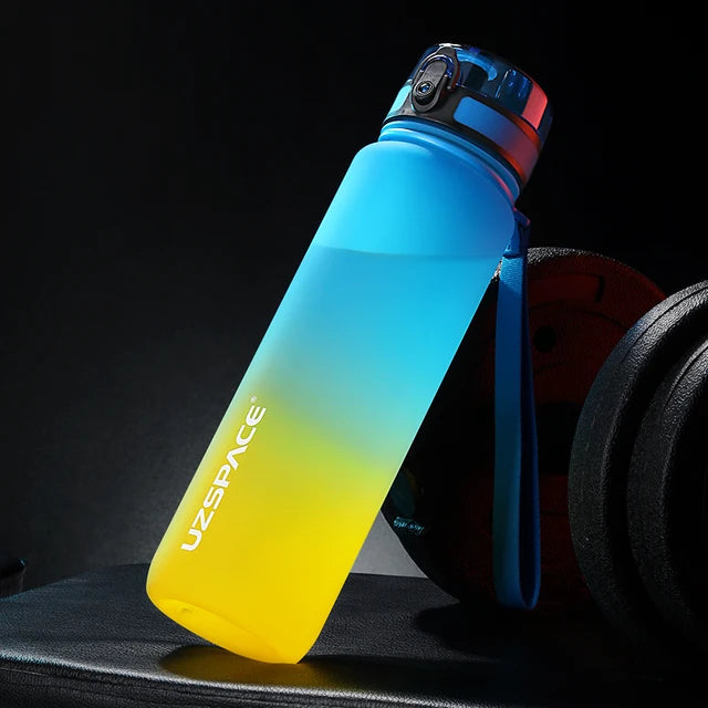 Nuova bottiglia d'acqua sportiva da 500/800/1000ml BPA bottiglia Shaker portatile a prova di perdite in plastica bicchieri Tour Gym articoli di spedizione gratuiti